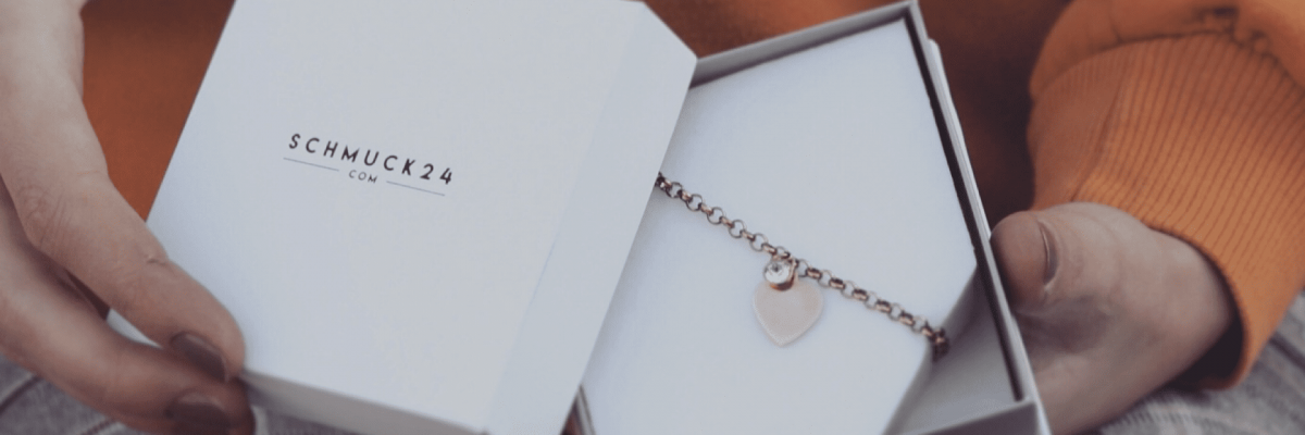 001FD8F5-4D65-4F31-8399-11E39725014F